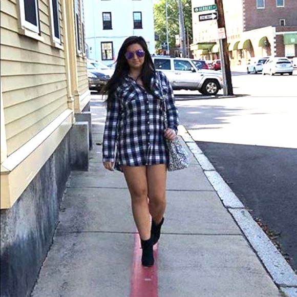 Meet your Posher, Jade - Picture 1 of 1